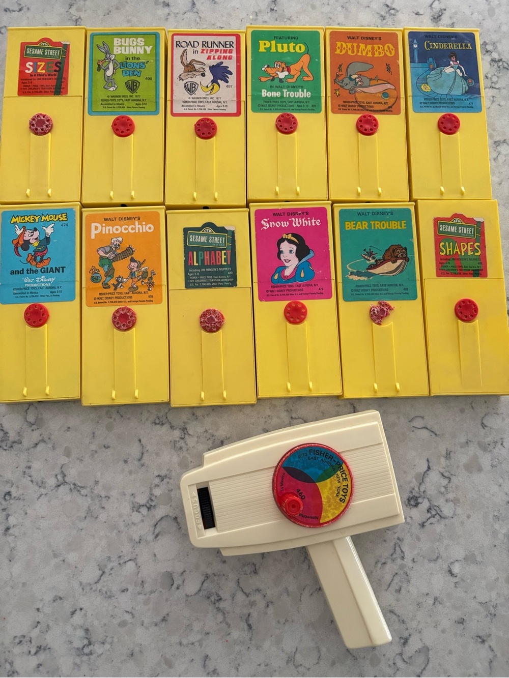Vintage Fisher-Price Movie Viewer Theater 460 Works 12 Cartridges